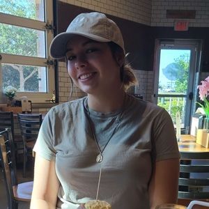 Meet your Posher, Angelynn